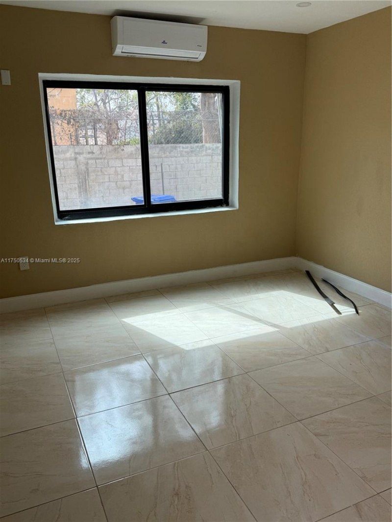 5501 NW Miami Ct, Miami, FL 33127 Photo