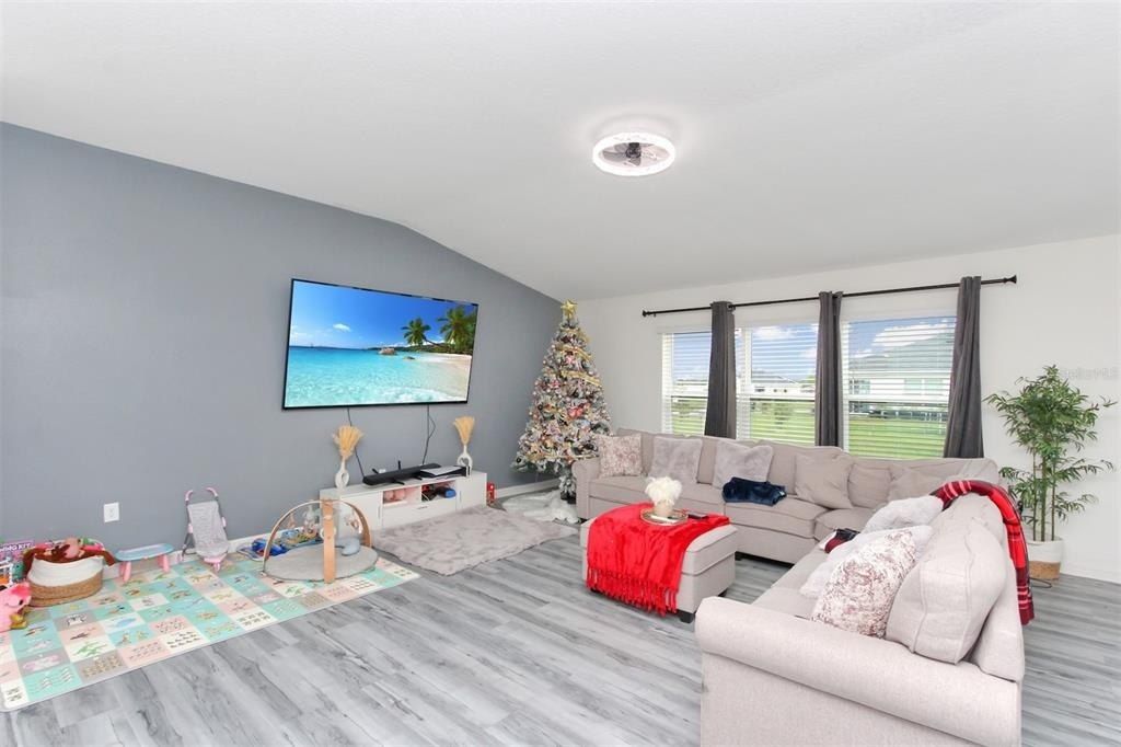 2220 Gladiolus Lane, Mascotte, FL 34753 Photo