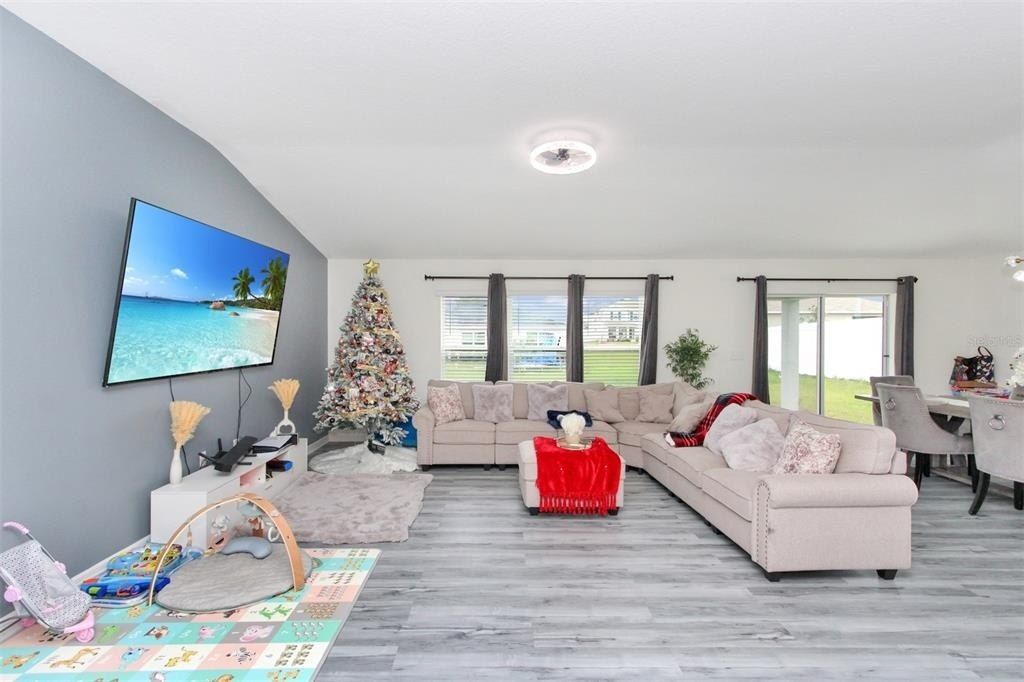 2220 Gladiolus Lane, Mascotte, FL 34753 Photo