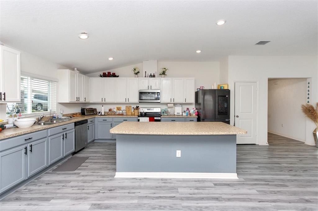 2220 Gladiolus Lane, Mascotte, FL 34753 Photo