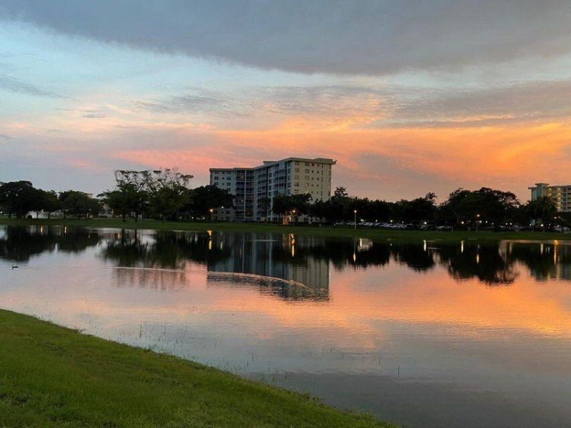 2801 N Palm Aire Drive N, Unit 410, Pompano Beach, FL 33069 Photo