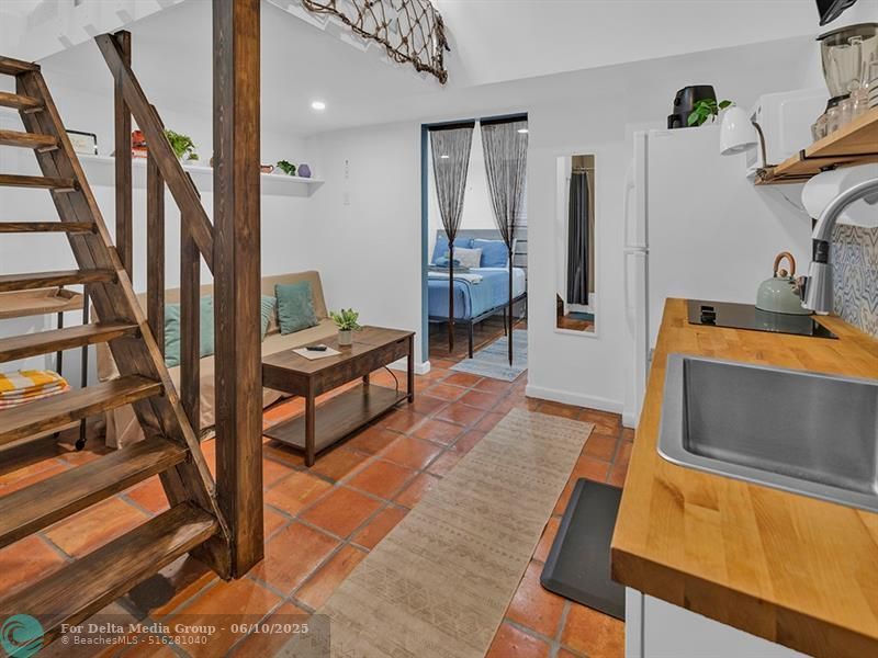 1944 NE 5th Street, Deerfield Beach, FL 33441 Photo