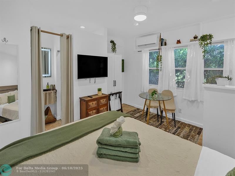 1944 NE 5th Street, Deerfield Beach, FL 33441 Photo