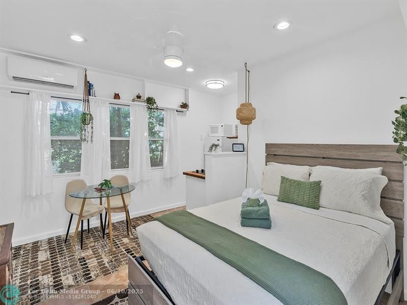 1944 NE 5th Street, Deerfield Beach, FL 33441 Photo