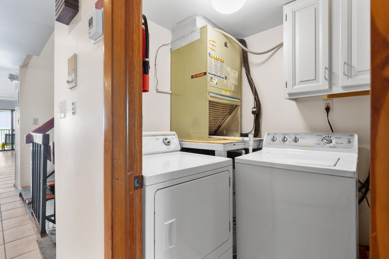 1133 W Ocean Drive, Unit 2, Key Colony, FL 33051 Photo