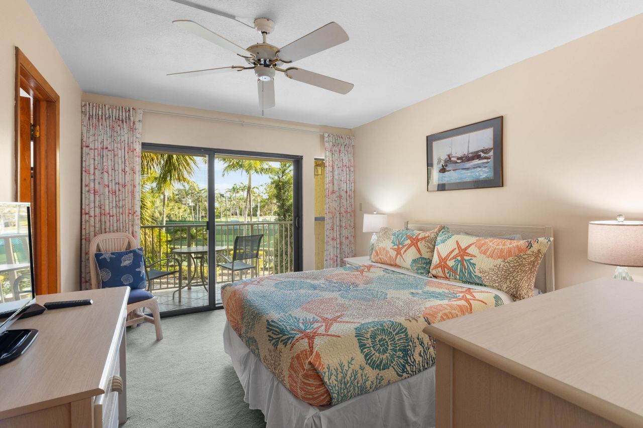 1133 W Ocean Drive, Unit 2, Key Colony, FL 33051 Photo