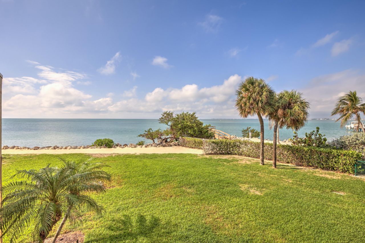 1133 W Ocean Drive, Unit 2, Key Colony, FL 33051 Photo