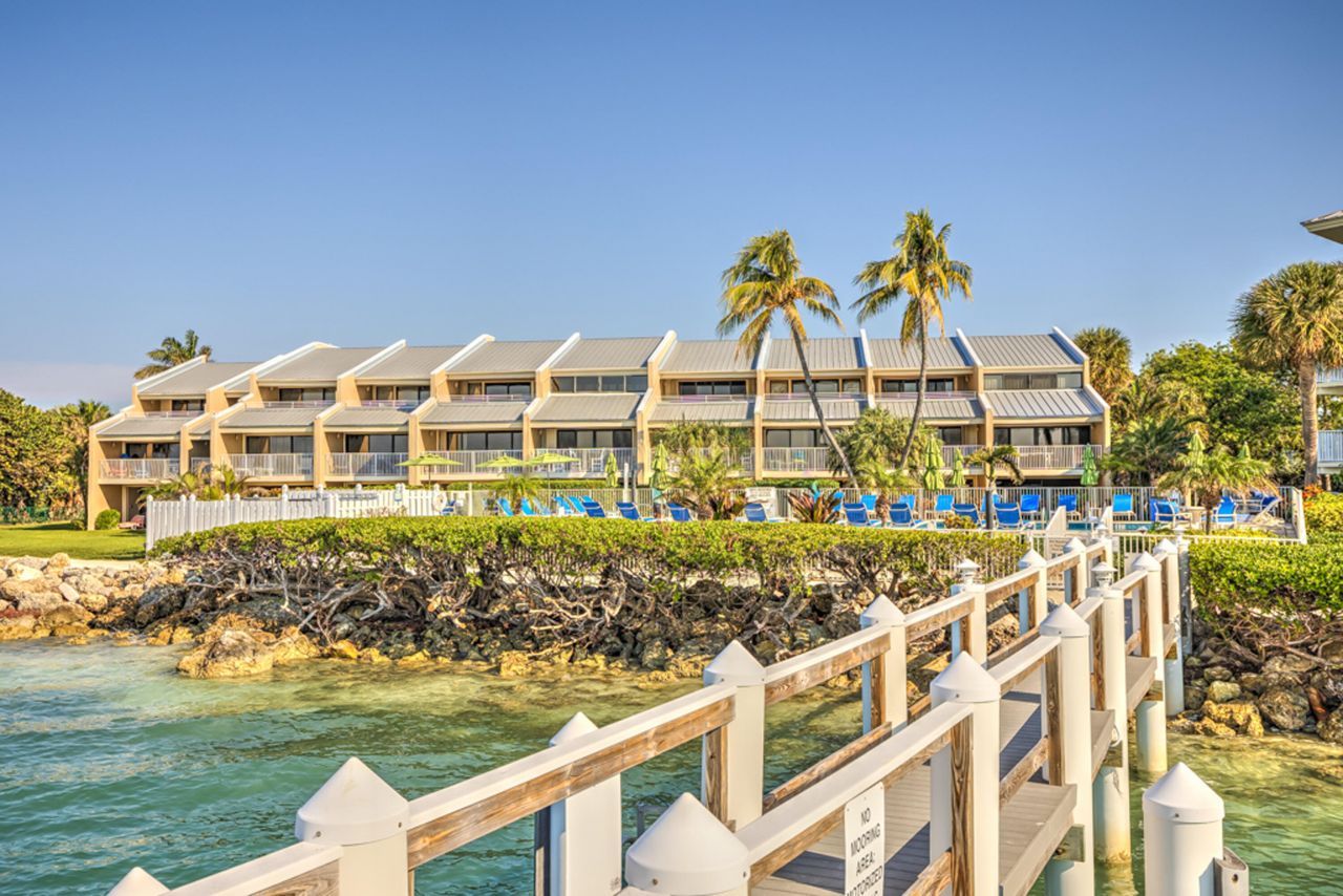 1133 W Ocean Drive, Unit 2, Key Colony, FL 33051 Photo