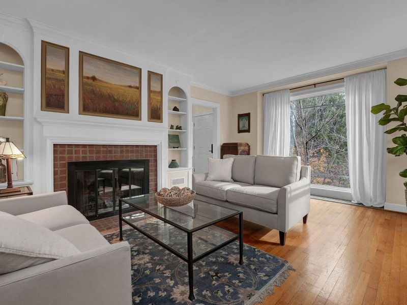 296 Walhalla Road, Columbus, OH 43202 Photo 13