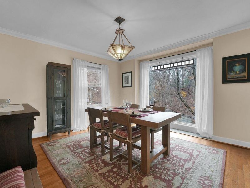 296 Walhalla Road, Columbus, OH 43202 Photo 17