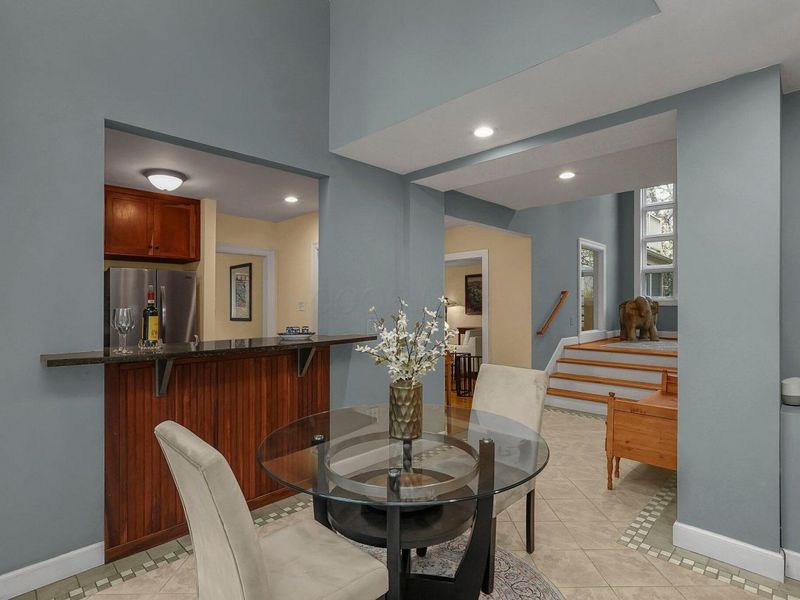 296 Walhalla Road, Columbus, OH 43202 Photo 19