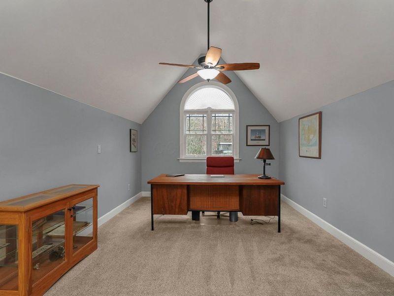 296 Walhalla Road, Columbus, OH 43202 Photo 22