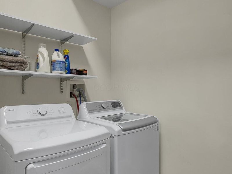 296 Walhalla Road, Columbus, OH 43202 Photo 54