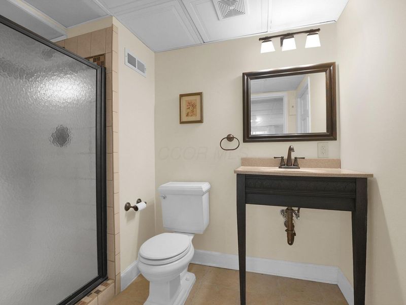 296 Walhalla Road, Columbus, OH 43202 Photo 55