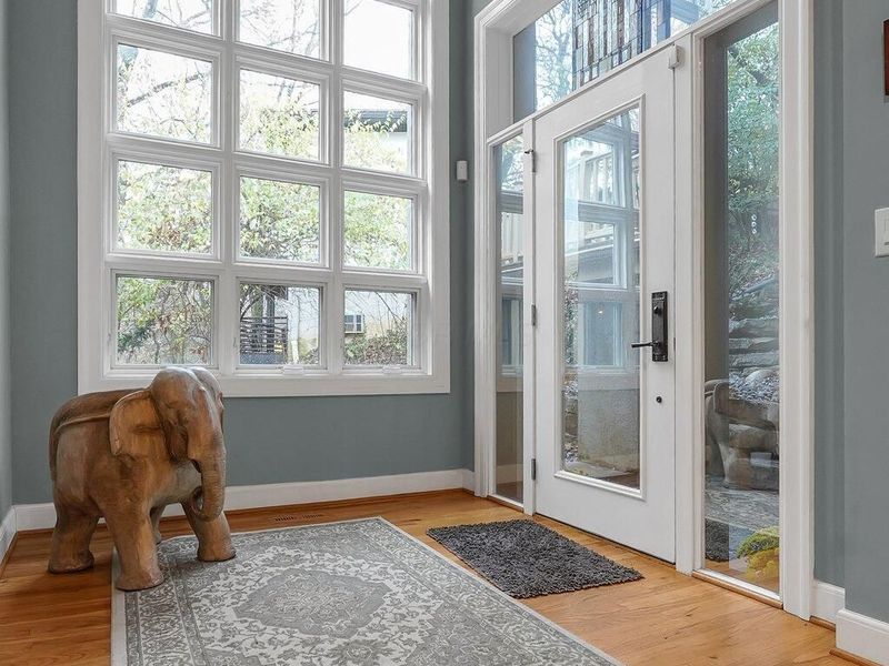 296 Walhalla Road, Columbus, OH 43202 Photo 6