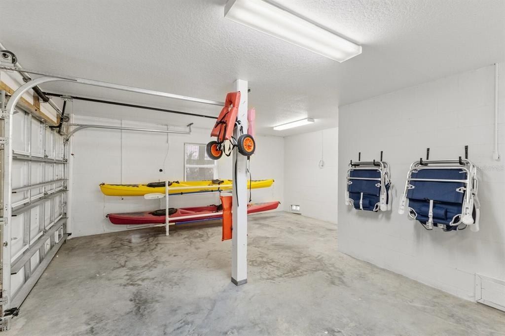 527 Magnolia Avenue, Anna Maria, FL 34216 Photo