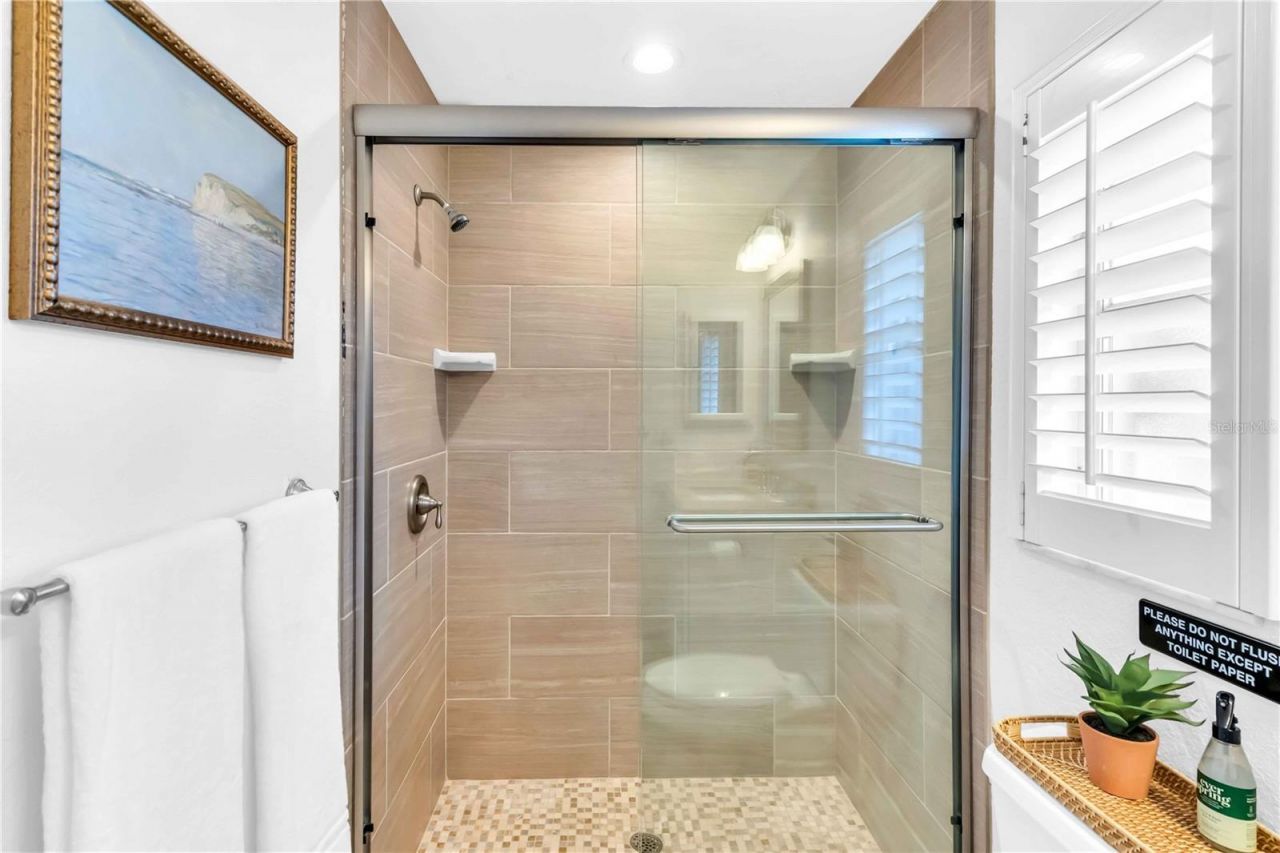 2921 Captiva Drive, Sarasota, FL 34231 Photo