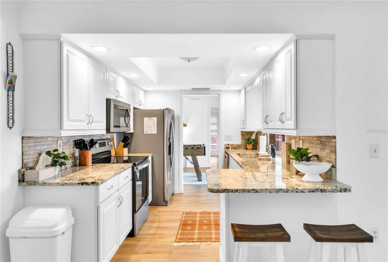 2921 Captiva Drive, Sarasota, FL 34231 Photo