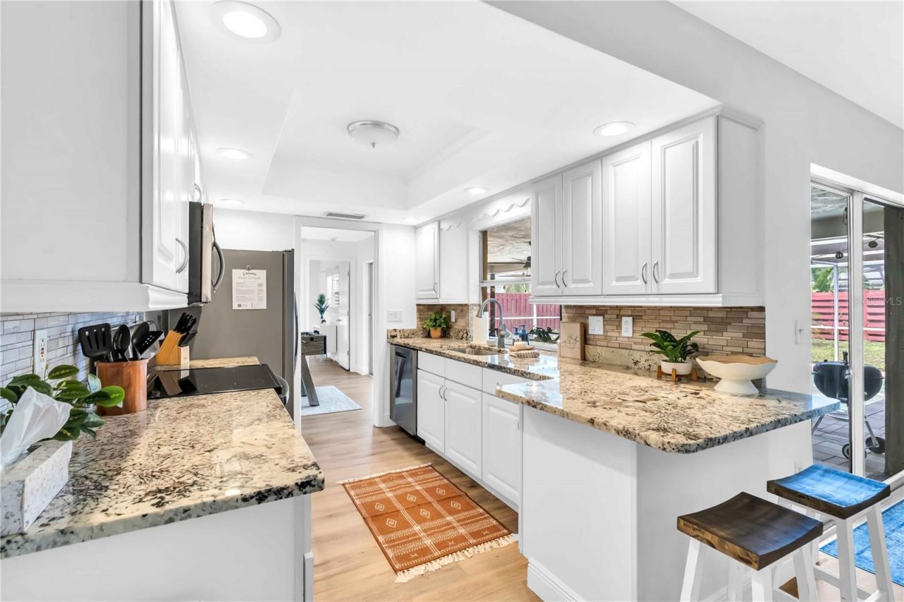 2921 Captiva Drive, Sarasota, FL 34231 Photo