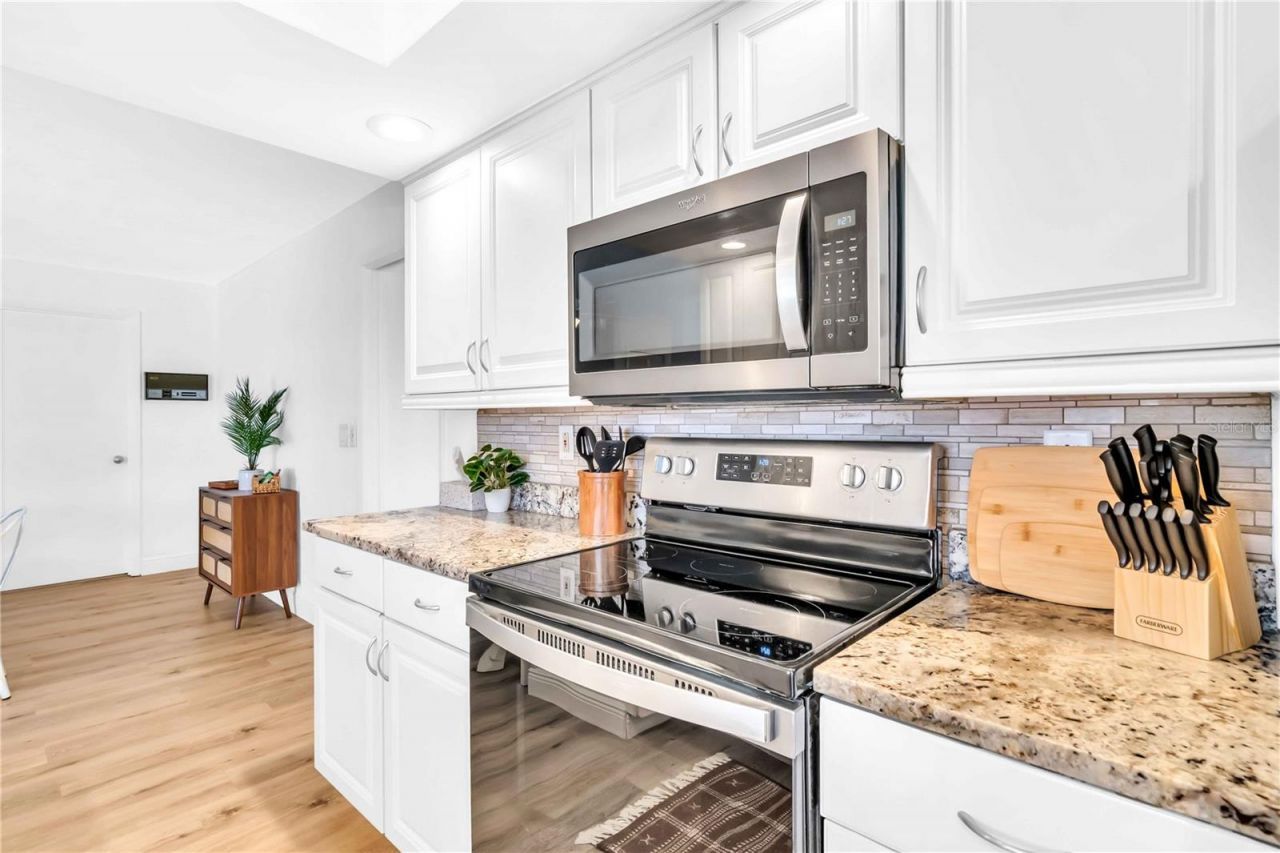 2921 Captiva Drive, Sarasota, FL 34231 Photo