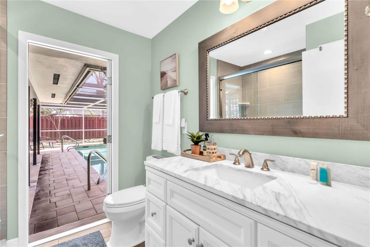 2921 Captiva Drive, Sarasota, FL 34231 Photo