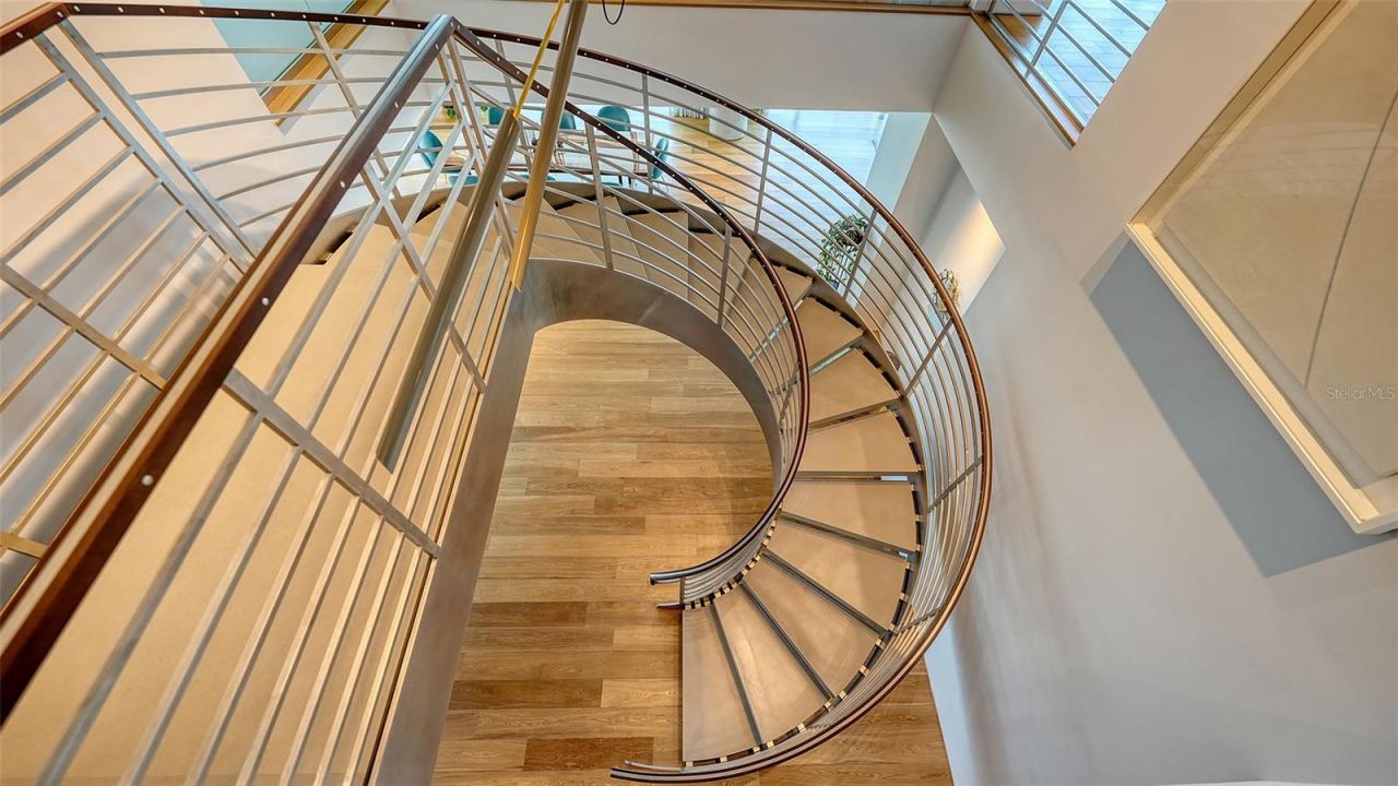 280 Golden Gate Point, Unit 400, Sarasota, FL 34236 Photo