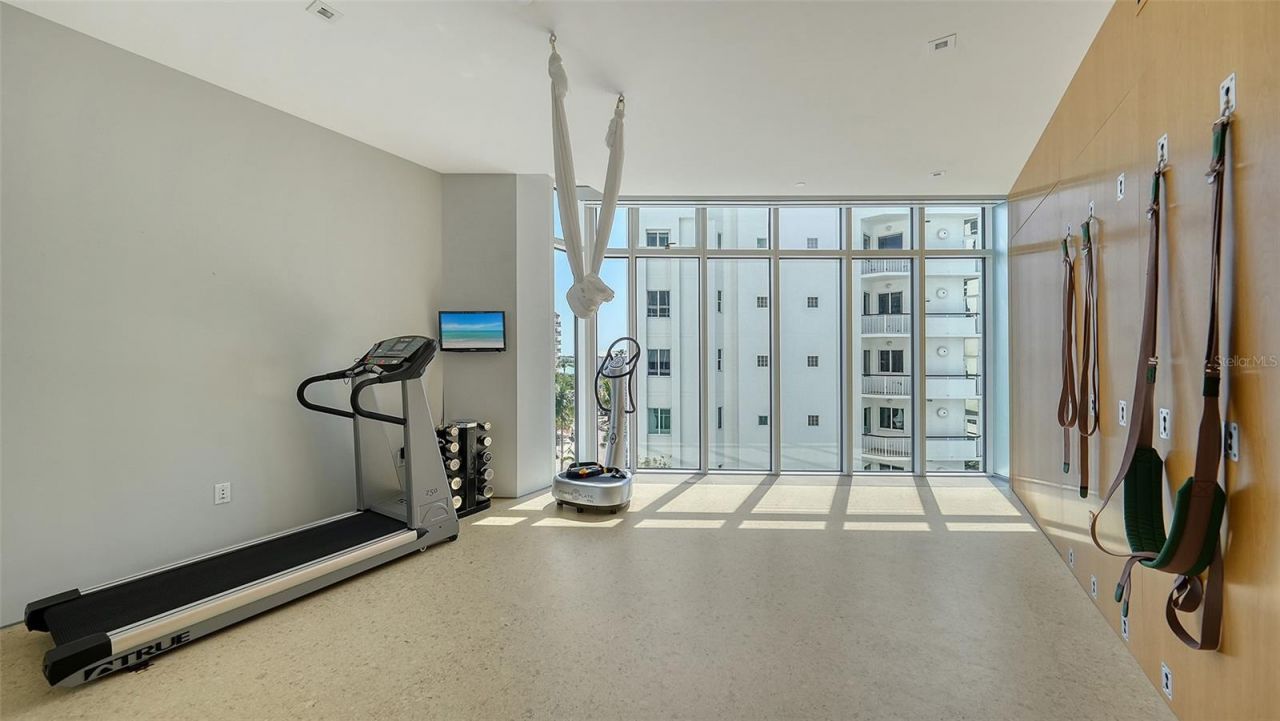 280 Golden Gate Point, Unit 400, Sarasota, FL 34236 Photo