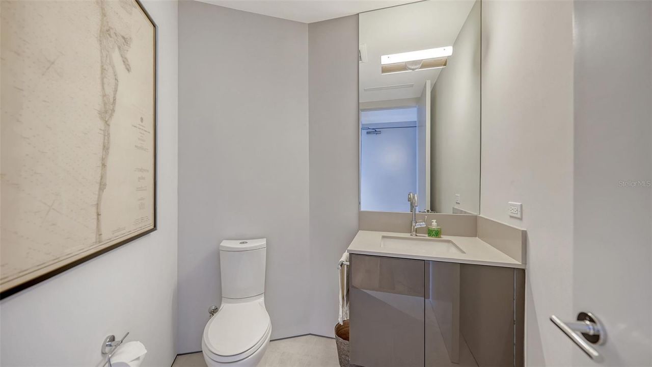 280 Golden Gate Point, Unit 400, Sarasota, FL 34236 Photo