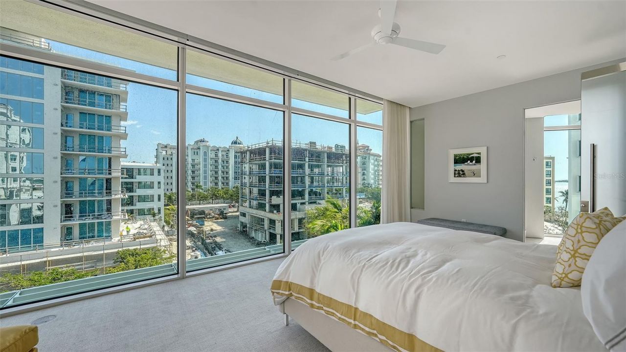 280 Golden Gate Point, Unit 400, Sarasota, FL 34236 Photo