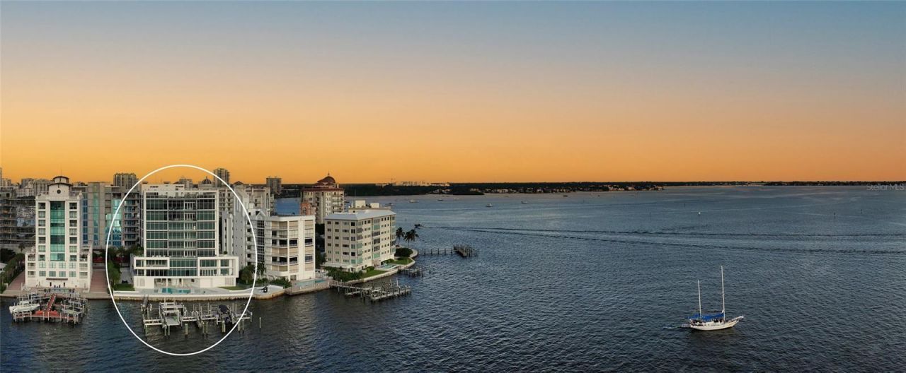 280 Golden Gate Point, Unit 400, Sarasota, FL 34236 Photo