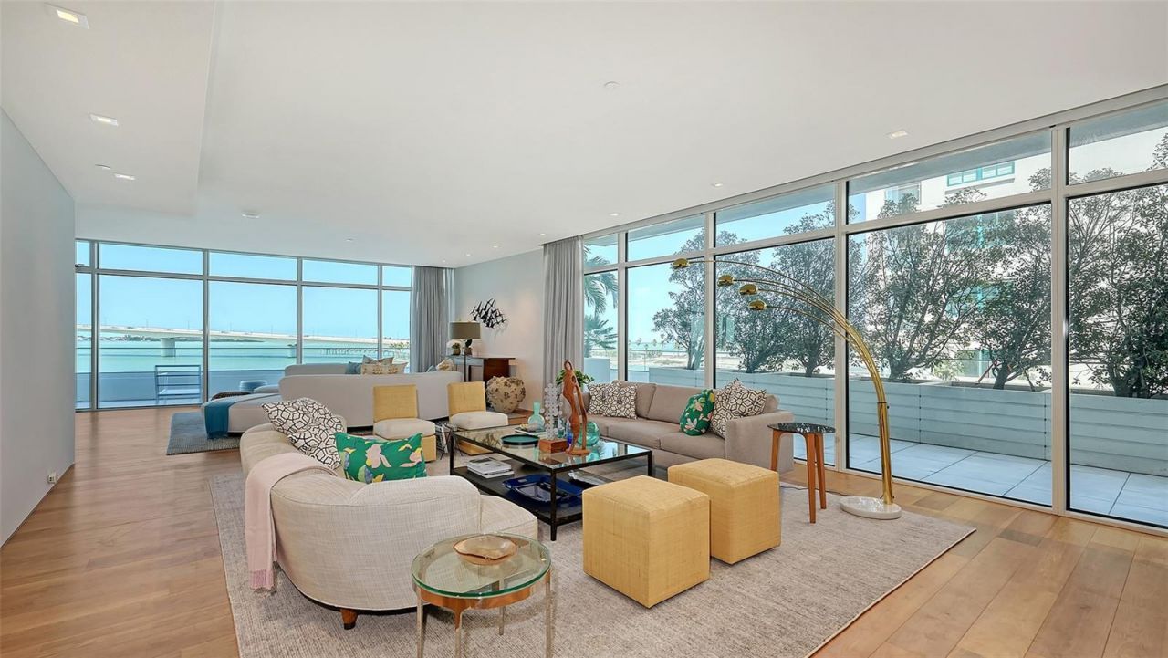 280 Golden Gate Point, Unit 400, Sarasota, FL 34236 Photo