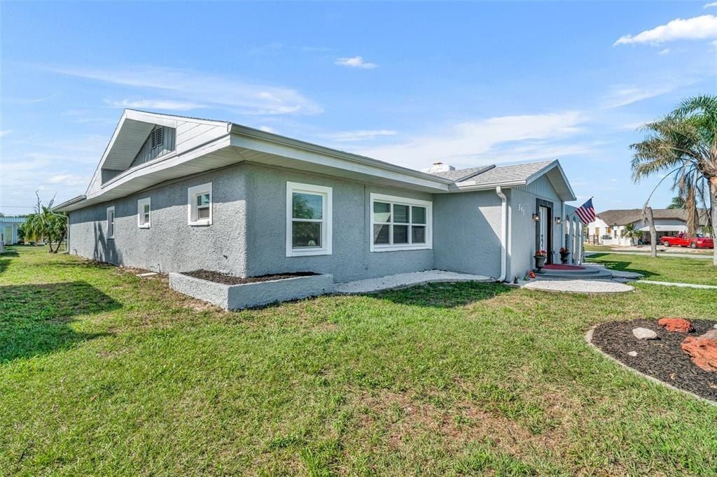 541 Ridgecrest Drive, Punta Gorda, FL 33982 Photo