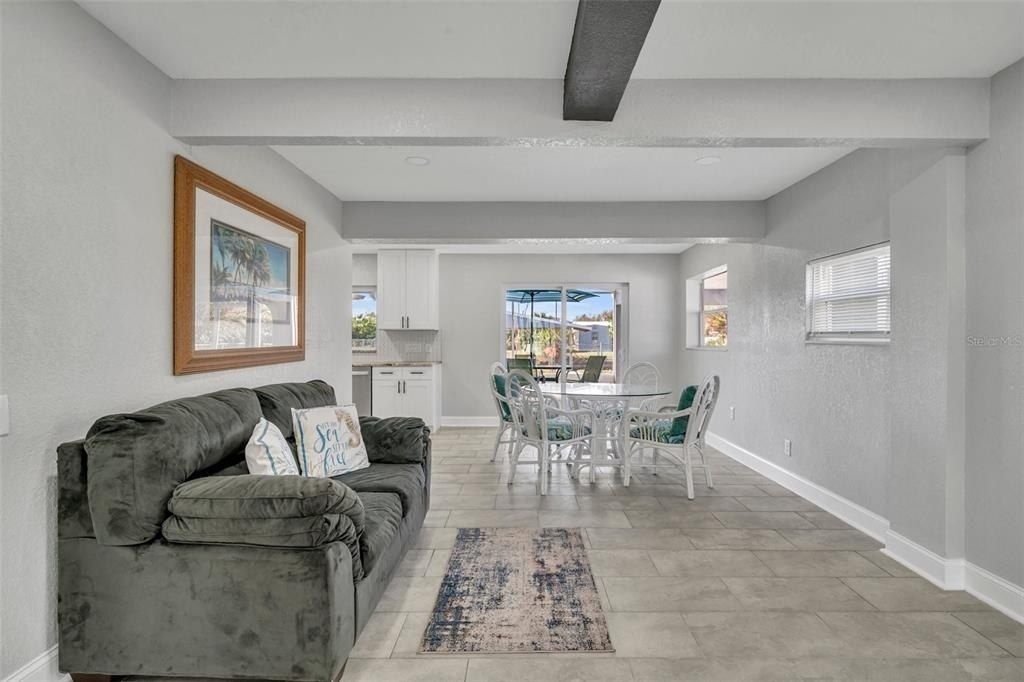 541 Ridgecrest Drive, Punta Gorda, FL 33982 Photo