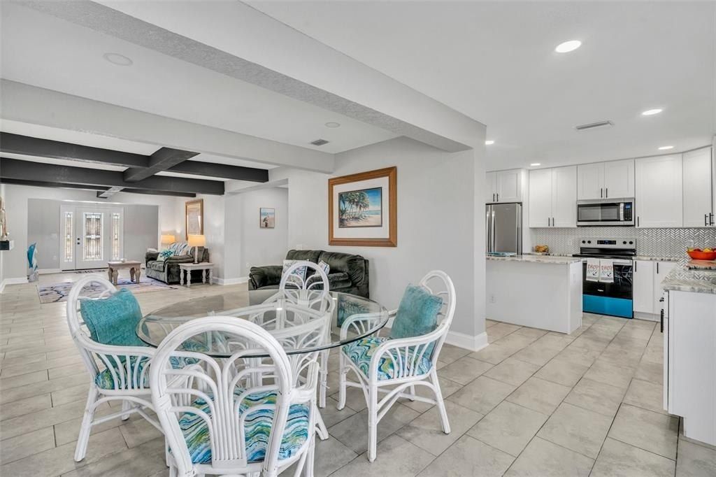 541 Ridgecrest Drive, Punta Gorda, FL 33982 Photo