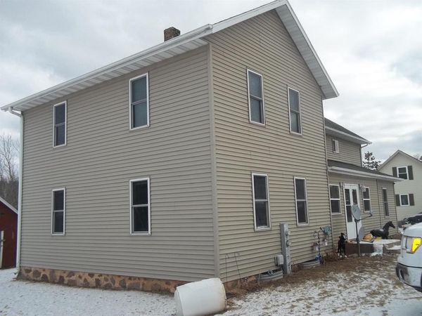W12796 ELM STREET, Caroline, WI 54928