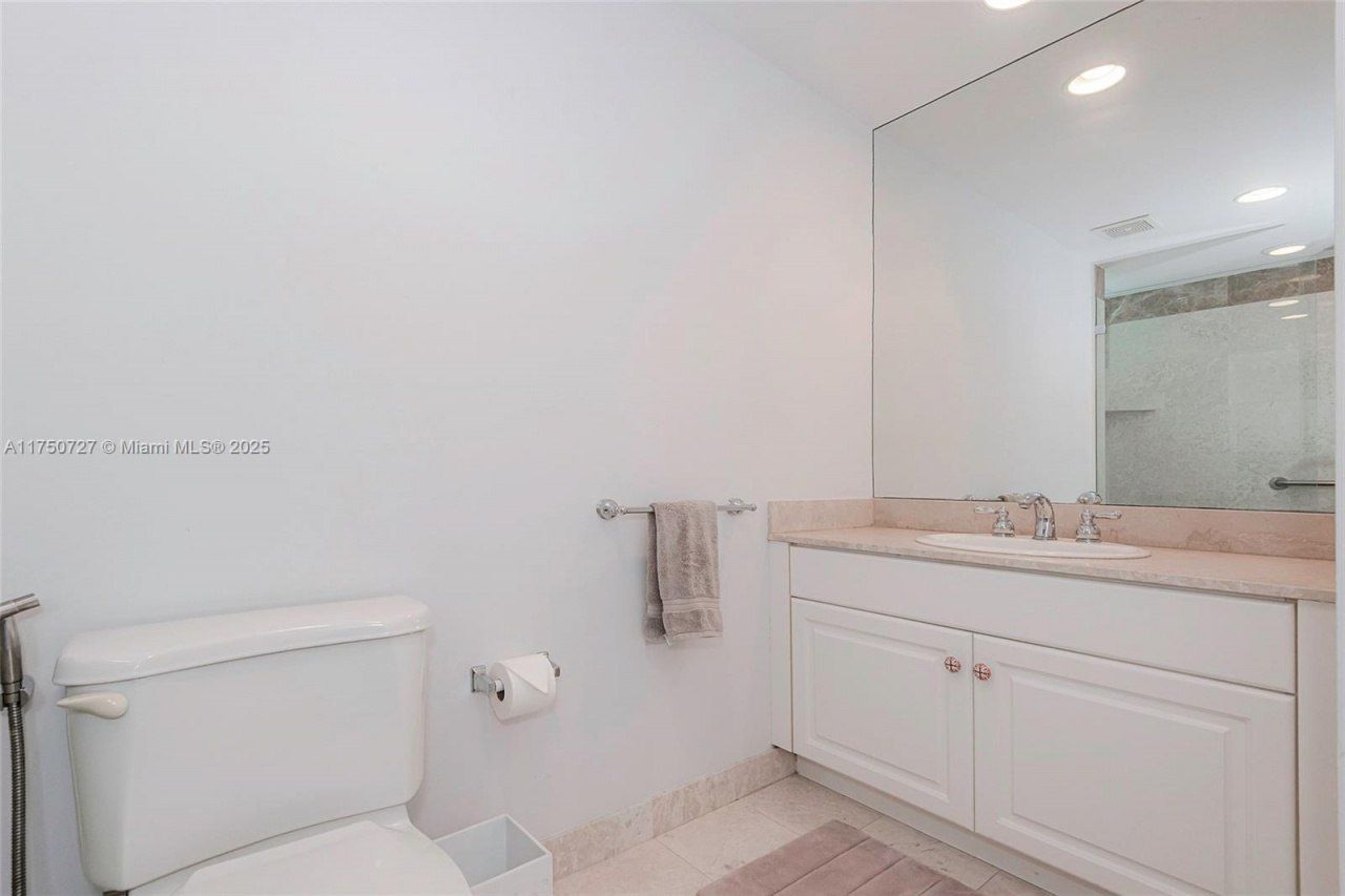 Please Call For Address, Unit 906, Aventura, FL 33180 Photo