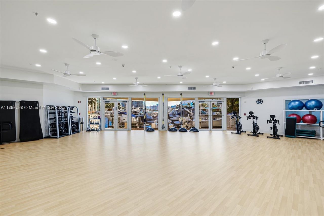 Please Call For Address, Unit 906, Aventura, FL 33180 Photo