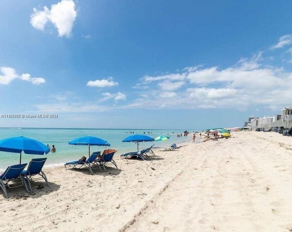 6365 Collins Av, Unit 3407, Miami Beach, FL 33141 Photo