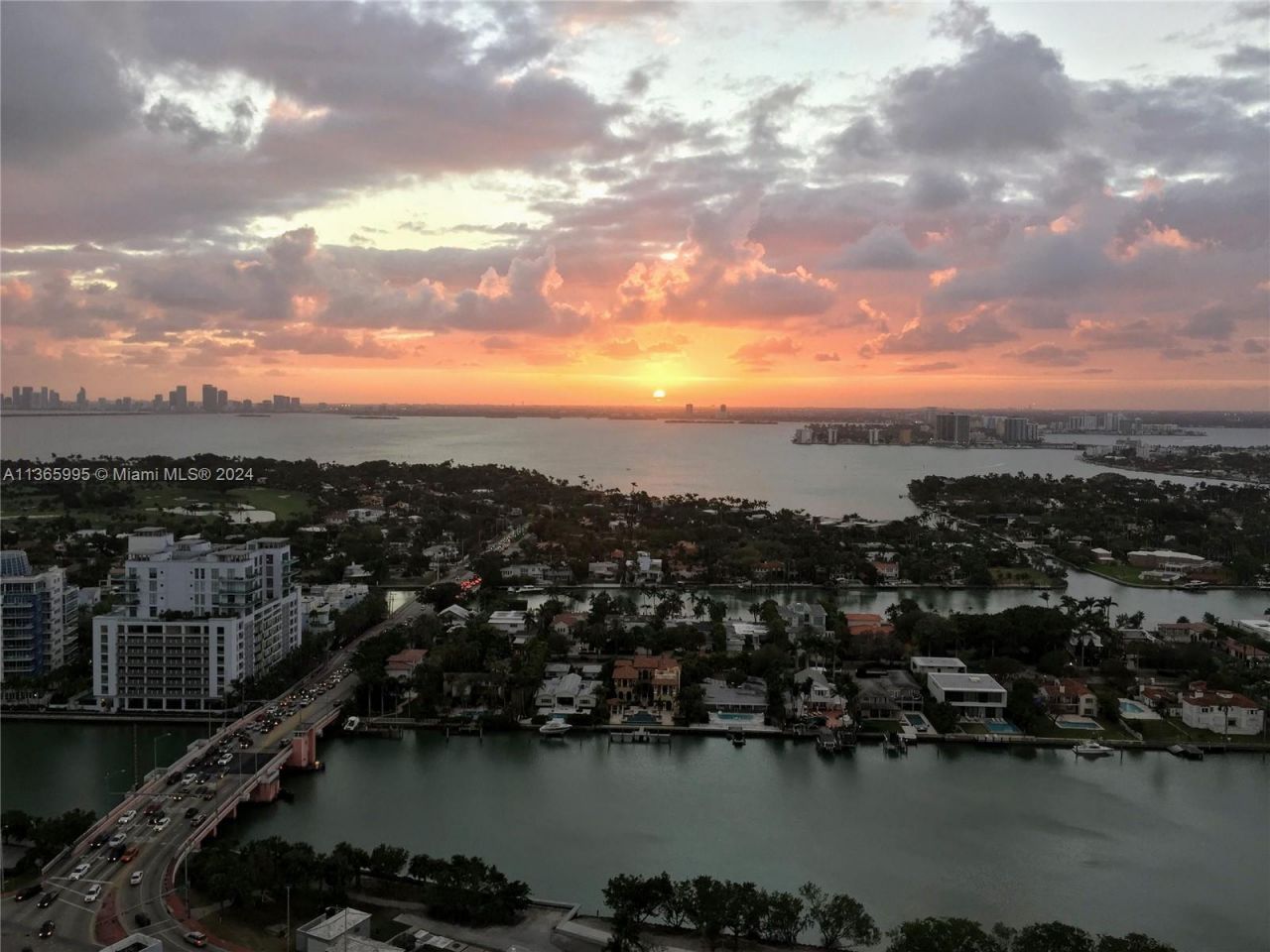 6365 Collins Av, Unit 3407, Miami Beach, FL 33141 Photo