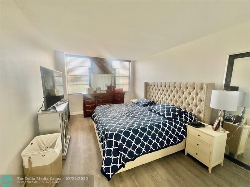 1100 Saint Charles Place, Unit 521, Pembroke Pines, FL 33026 Photo