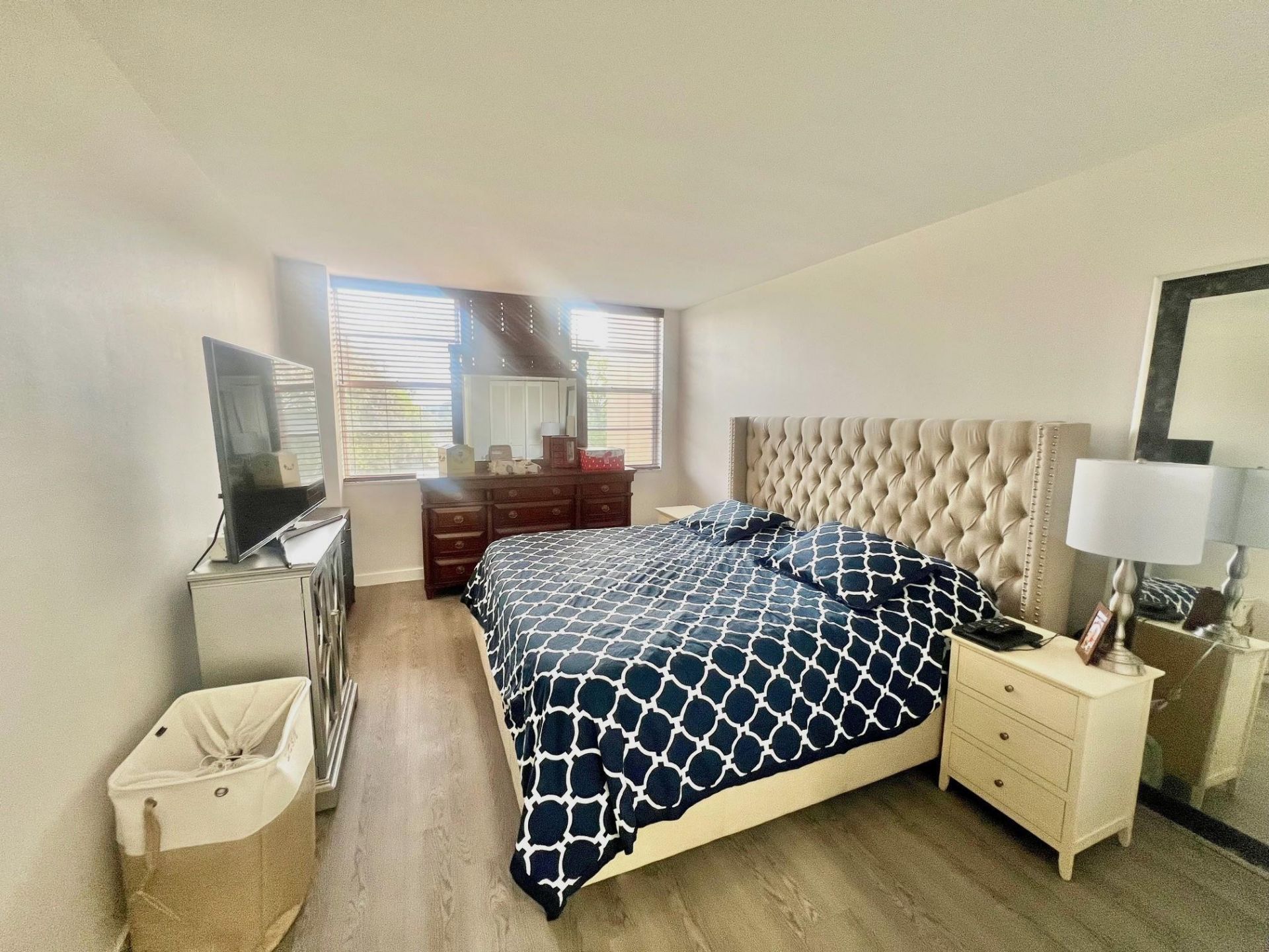 1100 Saint Charles Place, Unit 521, Pembroke Pines, FL 33026 Photo