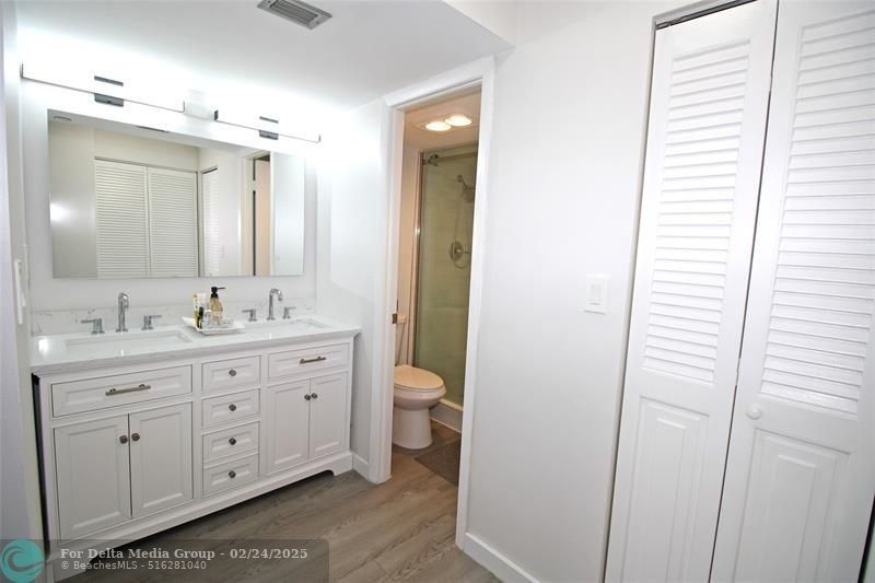 1100 Saint Charles Place, Unit 521, Pembroke Pines, FL 33026 Photo