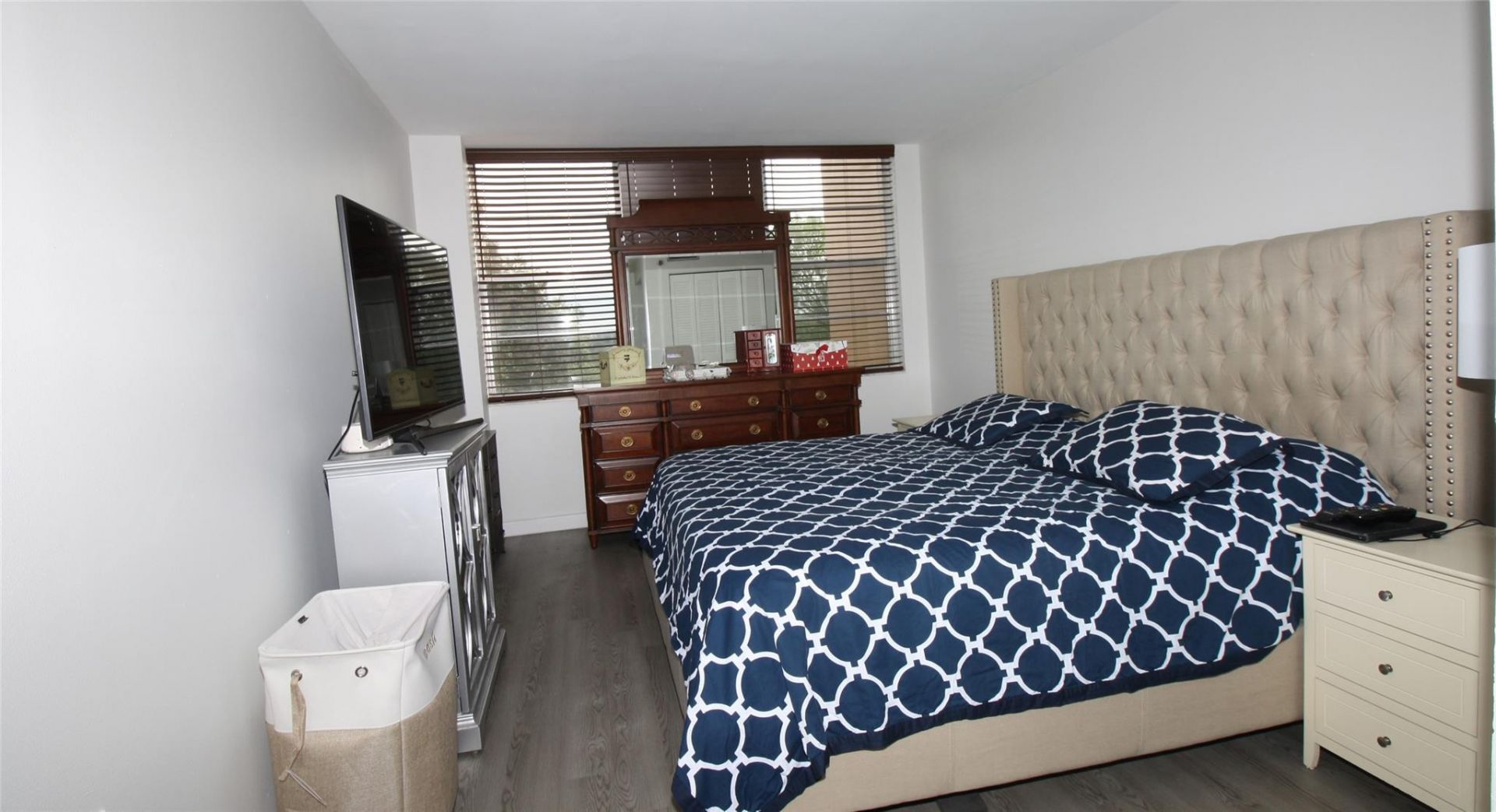 1100 Saint Charles Place, Unit 521, Pembroke Pines, FL 33026 Photo