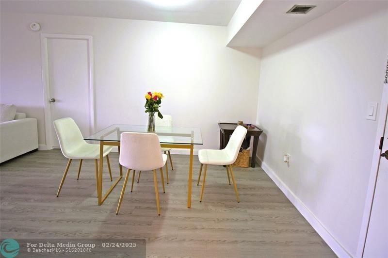 1100 Saint Charles Place, Unit 521, Pembroke Pines, FL 33026 Photo