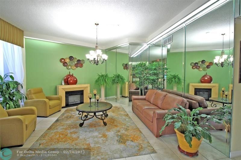 1100 Saint Charles Place, Unit 521, Pembroke Pines, FL 33026 Photo