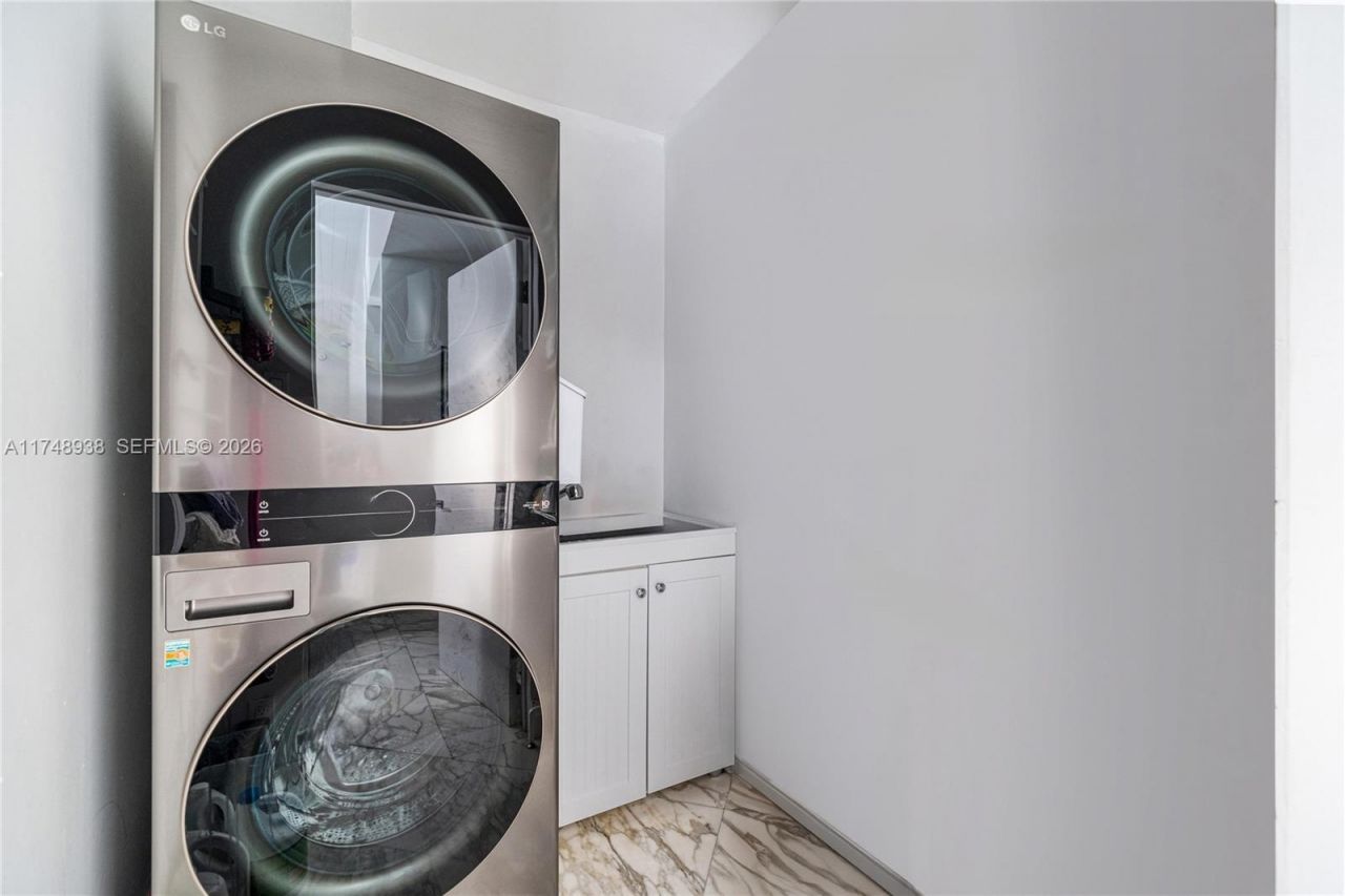 530 Sabal Palm Rd, Miami, FL 33137 Photo