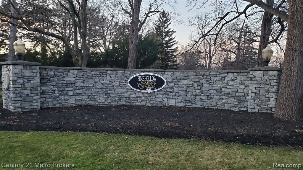 8124 S Vassar, Grand Blanc Township, MI 48439 Main Photo