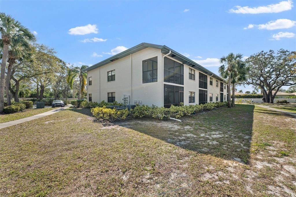 4330 47th Avenue W, Unit 104, Bradenton, FL 34210 Photo