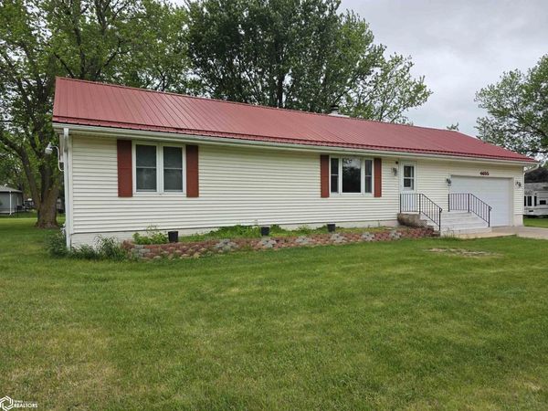 4655 NE 41st Avenue, Des Moines, IA 50317