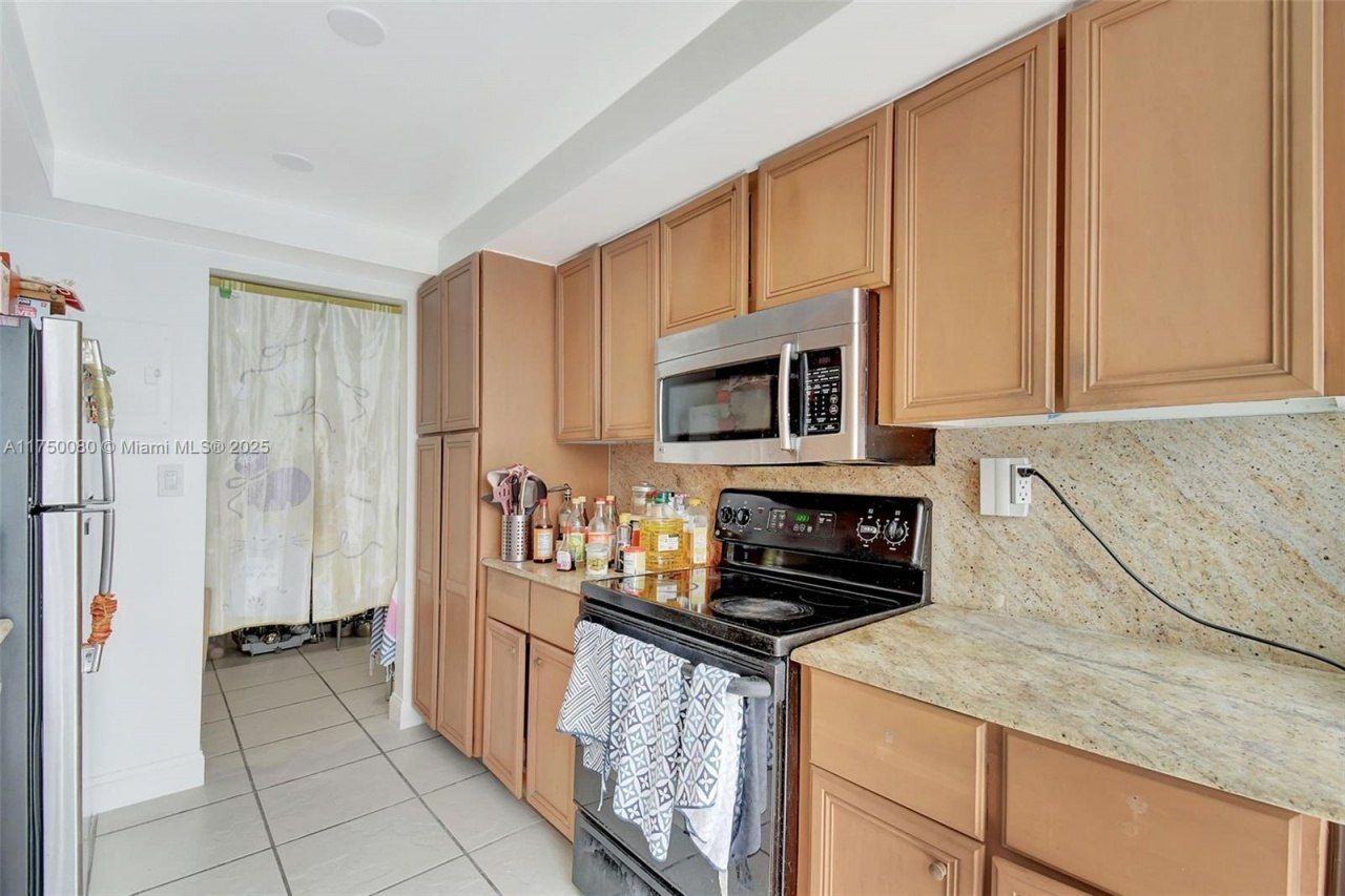 18051 Biscayne Blvd, Unit 801, Aventura, FL 33160 Photo